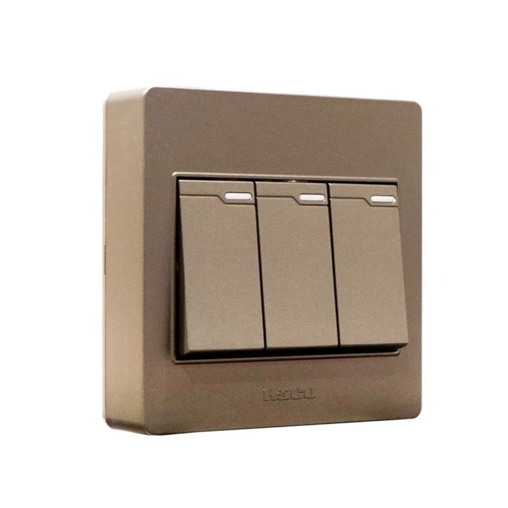 HACO เต้ารับเดี่ยว-สวิตช์ทางเดียว รุ่น M3N-S11/S21/S31/E10/E11/E20, M4N-E21/E30 รับประกัน 1 ปี