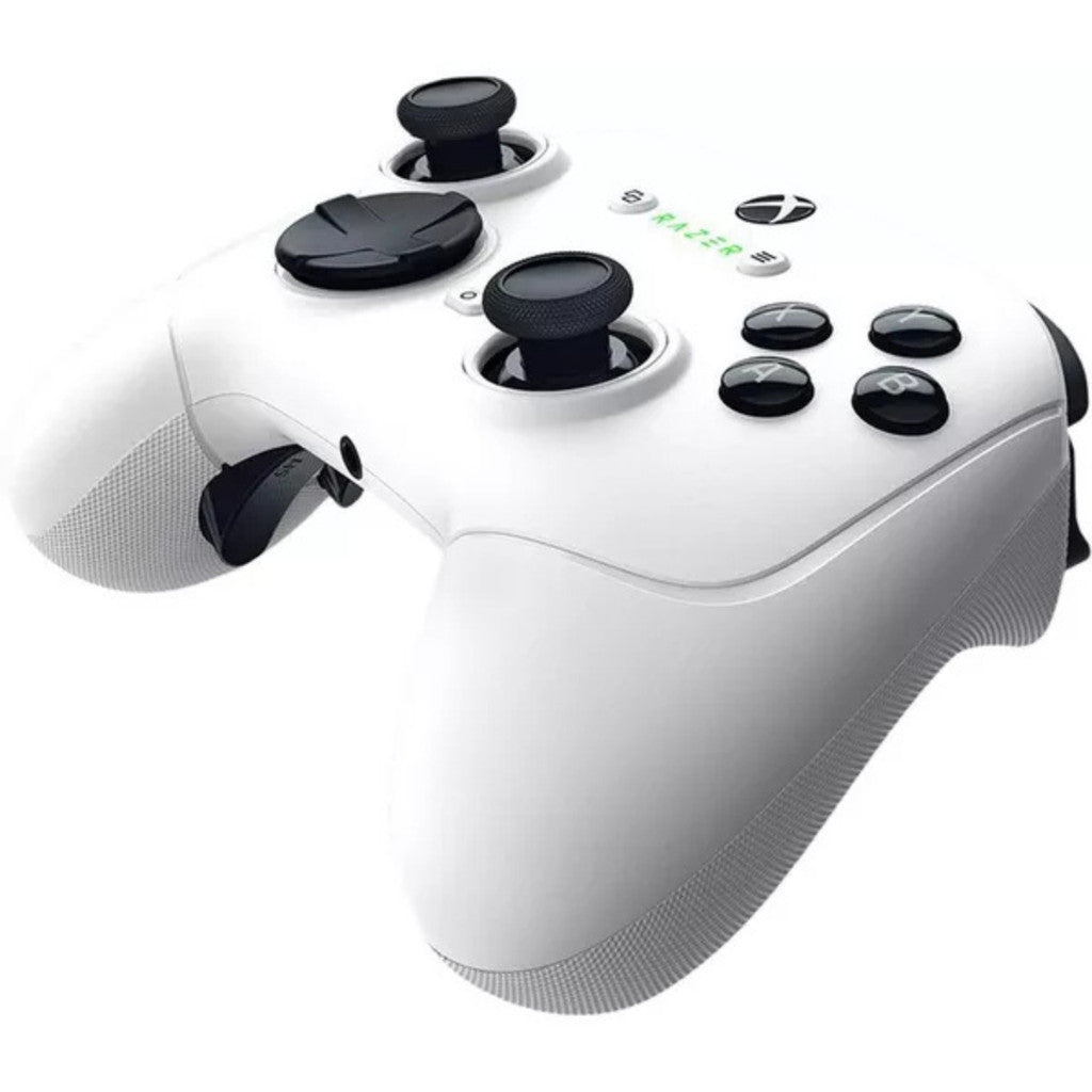 Razer Wolverine V3 Pro Wireless Esports Controller for Xbox & PC (จอยเกมส์)