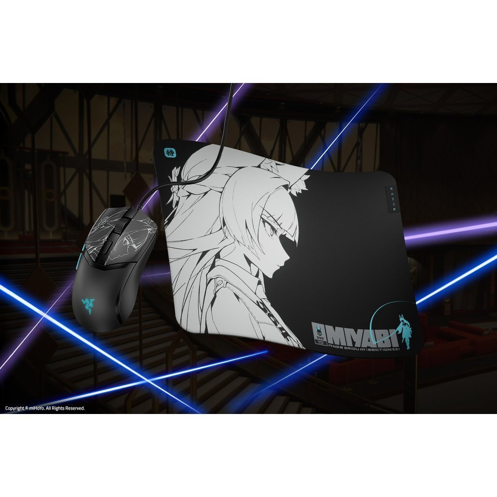 Razer Gigantus V2 Soft Gaming Mouse Mat - Medium - Zenless Zone Zero Edition แผ่นรองเมาส์